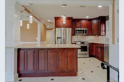 168 Robinwood Avenue, Hempstead, NY 11550 - Photo 3