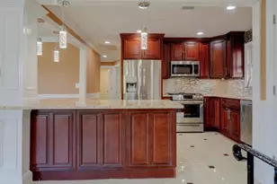 168 Robinwood Ave, Hempstead, NY 11550 - Photo 3