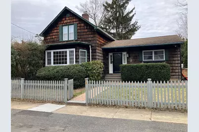 18 Park Avenue, Glen Cove, NY 11542 - Photo 1