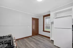 148 Winnikee Ave, Poughkeepsie, NY 12601 - Photo 11