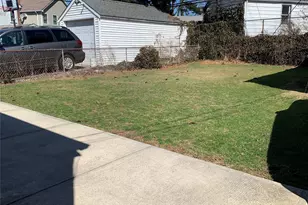 6 Wilton St, New Hyde Park, NY 11040 - Photo 7