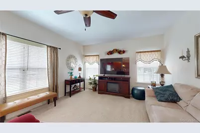 186 Bernstein Boulevard, Center Moriches, NY 11934 - Photo 3