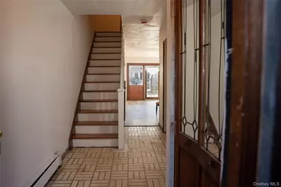 166 Halgren Crescent, Haverstraw, NY 10927 - Photo 3