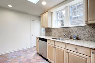 1613 Northern Blvd, Roslyn, NY 11576 - Photo 9