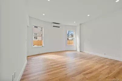 10 S 14th Avenue, Mount Vernon, NY 10550 - Photo 21