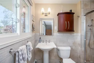 4 Knoll Top Road, Stony Brook, NY 11790 - Photo 15