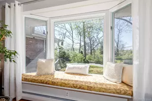 4 Knoll Top Rd, Stony Brook, NY 11790 - Photo 7