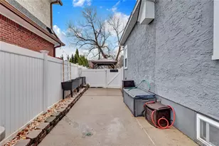 2889 Arnold Ave, Oceanside, NY 11572 - Photo 31