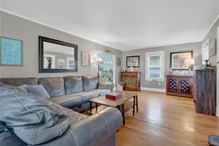 2889 Arnold Ave, Oceanside, NY 11572 - Photo 11