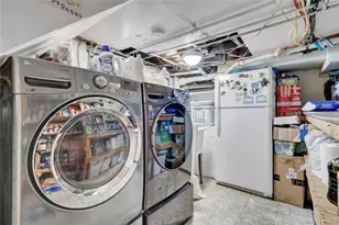 2889 Arnold Ave, Oceanside, NY 11572 - Photo 21