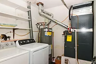 92 Gauguin Ct, Middle Island, NY 11953 - Photo 25