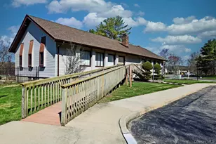 92 Gauguin Ct, Middle Island, NY 11953 - Photo 27