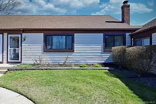 92 Gauguin Ct, Middle Island, NY 11953 - Photo 3