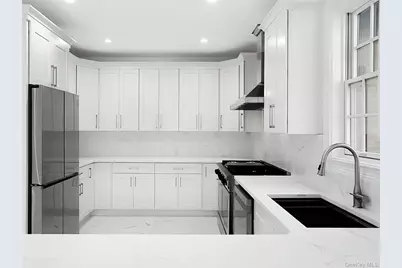 56 Jackson Avenue #1, Mineola, NY 11501 - Photo 9