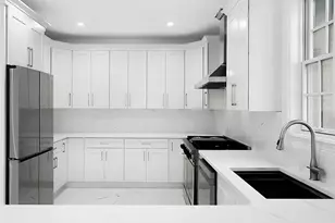 56 Jackson Ave, Mineola, NY 11501 - Photo 9