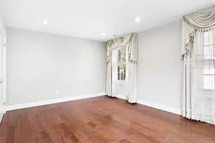 56 Jackson Ave, Mineola, NY 11501 - Photo 19