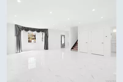 56 Jackson Avenue #1, Mineola, NY 11501 - Photo 3