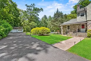 1 Finnegan Ln, Montebello, NY 10901 - Photo 35