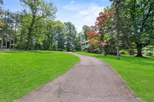 1 Finnegan Ln, Montebello, NY 10901 - Photo 37