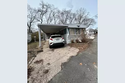 658 Sound Ave #E-5, Calverton, NY 11933 - Photo 1