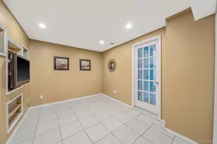 317 Garden City St, Islip Terrace, NY 11752 - Photo 23