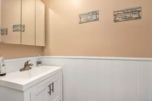 815 Franklin Ave, Valley Stream, NY 11580 - Photo 15