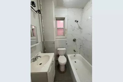 1038 E 224th Street, Bronx, NY 10466 - Photo 5