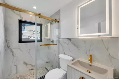 26 Fieldstone Drive, Syosset, NY 11791 - Photo 19