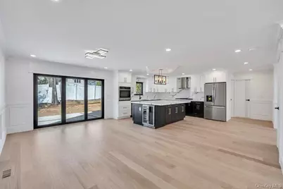 26 Fieldstone Drive, Syosset, NY 11791 - Photo 7