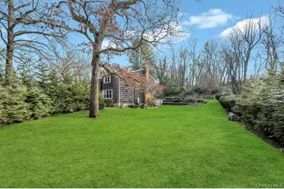 10 Hunting Hill Road, Woodbury, NY 11797 - Photo 37