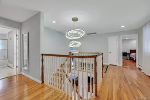 10 Hunting Hill Rd, Woodbury, NY 11797 - Photo 19