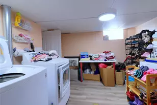 6 Morris Ln, Great Neck, NY 11024 - Photo 19