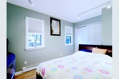 6 Morris Lane, Great Neck, NY 11024 - Photo 13