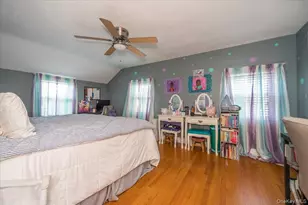 64 E Chester St, Valley Stream, NY 11580 - Photo 7