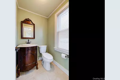 256 Nassau Road, Huntington, NY 11743 - Photo 17