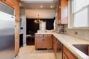 256 Nassau Rd, Huntington, NY 11743 - Photo 13