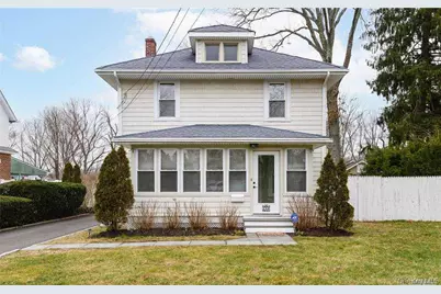 256 Nassau Road, Huntington, NY 11743 - Photo 1