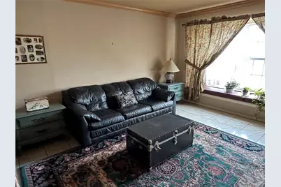 1009 Park Lane N, Franklin Square, NY 11010 - Photo 3