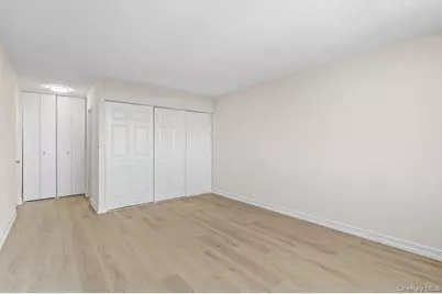 152-18 Union Turnpike #12R, Flushing, NY 11367 - Photo 19