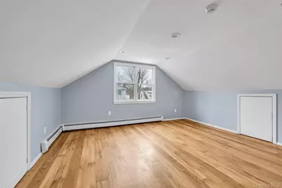 29 Glen Cove Drive, Glen Head, NY 11545 - Photo 11