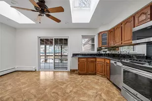 29 Glen Cove Dr, Glen Head, NY 11545 - Photo 5