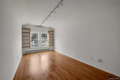 29 Glen Cove Drive, Glen Head, NY 11545 - Photo 7