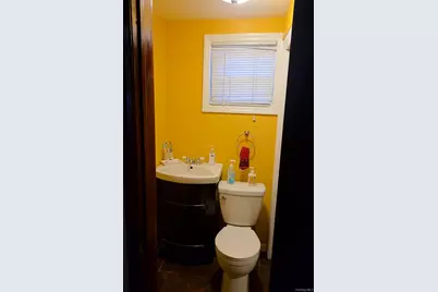 2 Sportsmans Avenue, Freeport, NY 11520 - Photo 13