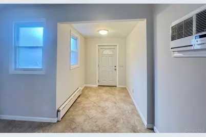 164-36 77th Road, Fresh Meadows, NY 11366 - Photo 5