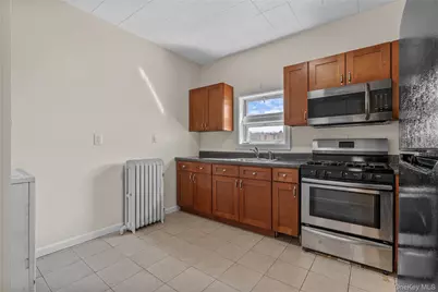 947 Diven Street, Peekskill, NY 10566 - Photo 9