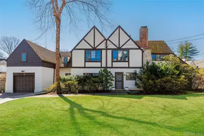 6 Walbrooke Circle, Scarsdale, NY 10583 - Photo 1