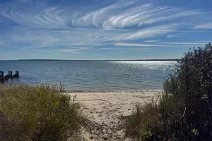 16 Primrose Ln, Aquebogue, NY 11931 - Photo 5