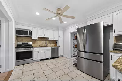 46 Monell Avenue, Islip, NY 11751 - Photo 29