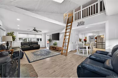 46 Monell Avenue, Islip, NY 11751 - Photo 15