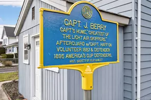 46 Monell Ave, Islip, NY 11751 - Photo 3